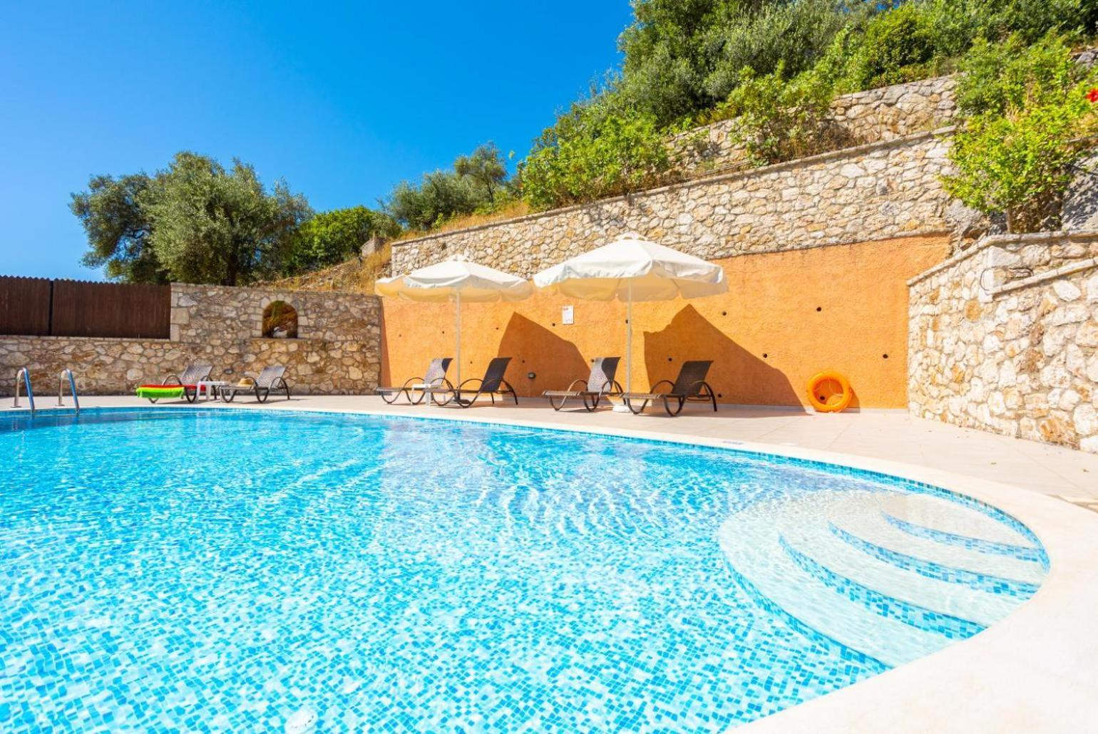 Villa Konstantinos Katávolos Exteriér fotografie